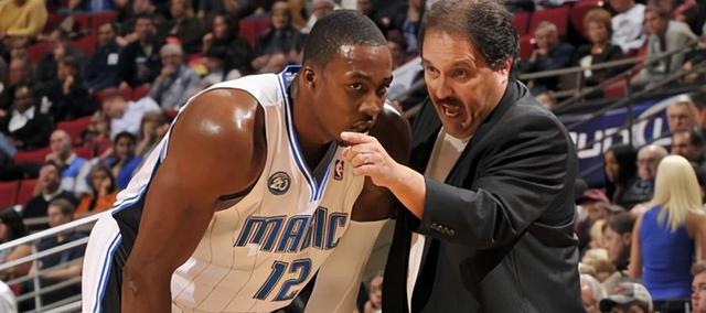 多特客战汉堡：吉拉西领衔，丘库埃梅卡、埃姆雷-詹出战（多特做客汉堡：吉拉西领衔，丘库埃梅卡与埃姆雷-詹出战）