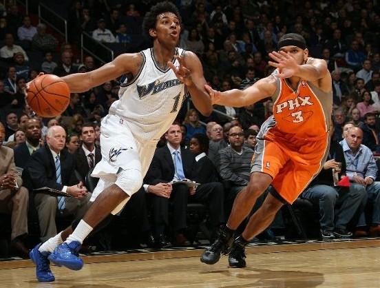 恩比德单节怒砍14分，三节33分已刷新赛季新高（恩比德单节轰下14分，三节33分刷新本季个人新高）