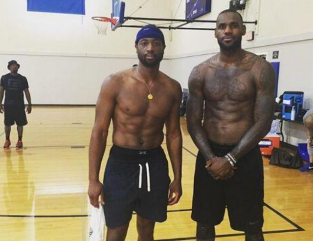 突破太强了，像开挂（发挥逆天，仿佛开挂）