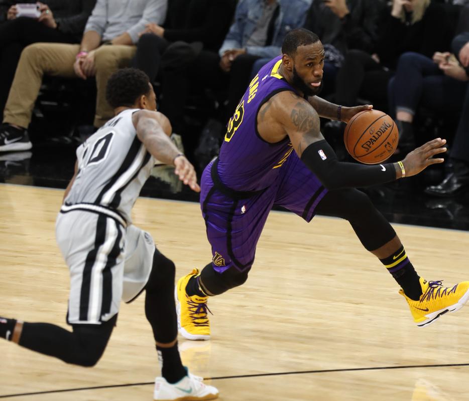 NBL战报：普拉瑟28分8板，布里斯班子弹83-81险胜塔斯马尼亚跳伞蚁（NBL：普拉瑟28分8板领衔，布里斯班子弹83-81险胜塔斯马尼亚跳伞蚁）