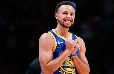 下半场还有机会吗？杨瀚森半场2中0得0分4犯规（下半场还能翻盘吗？杨瀚森半场2投0中、0分背4犯）